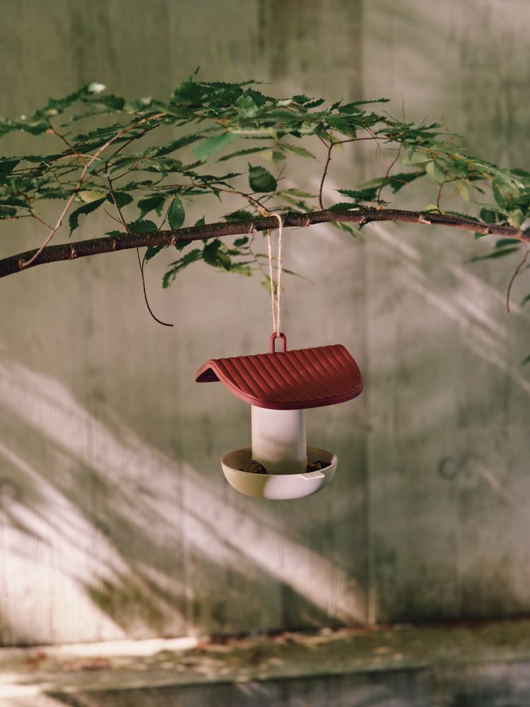 BNDL Cosy House+suet+silo Feeders